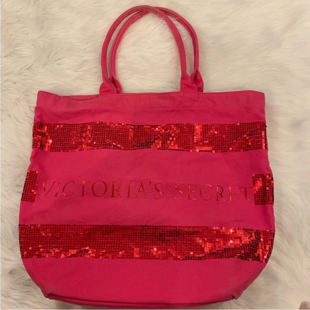 Large hot pink beach bag Victoria’s Secret brand.